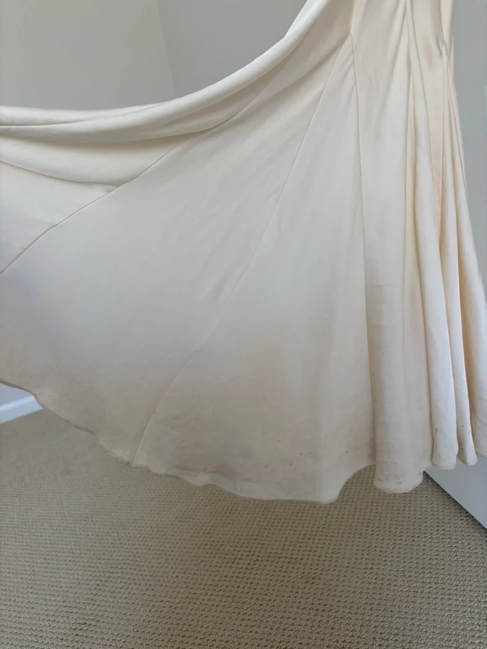 Leau Elegant Cream Satin Dress - Picture 7 of 11